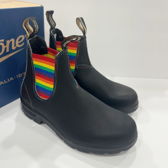 Blundstone 2105 Women’s Chelsea Boots - Rainbow Pride